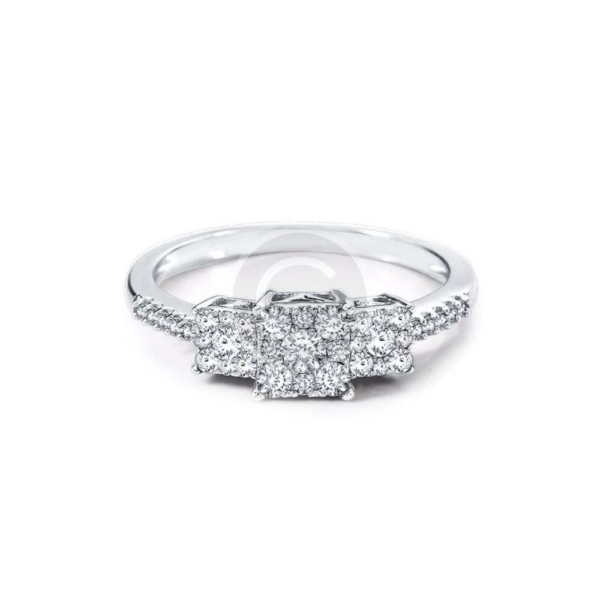 Band Ring in Platinum With Diamonds